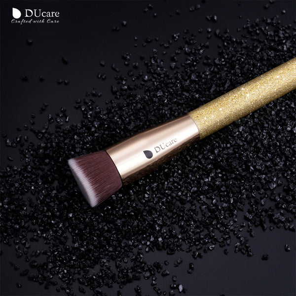 Golden Foundation Brush