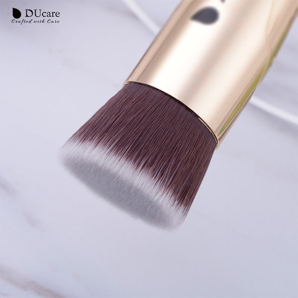 Golden Foundation Brush