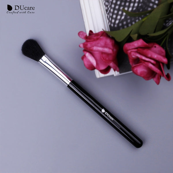 Blending Powder Uniform Brush